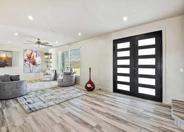 7 Bedroom Pickleball Pool Hot Tub Orchard Scottsdale