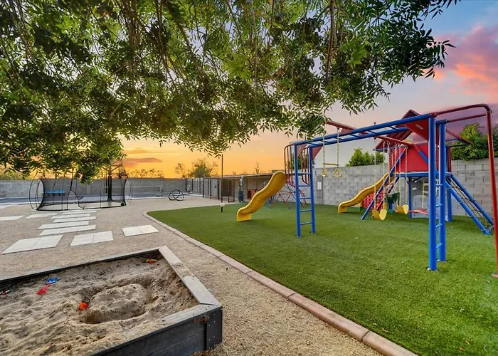 7 Bedroom Pickleball Pool Hot Tub Orchard Scottsdale
